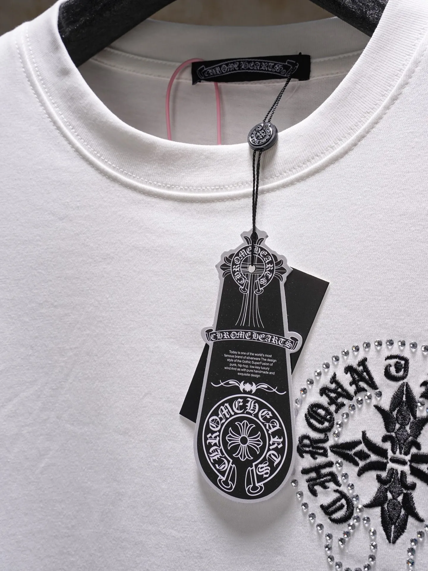 100 Chtome Hearta/ T g， ， 。 Same Style , 。 ， Series， 。 ! ， ， 。 ， ， ， ， ！ ， ，Breathable ， ， ， ， ！ ：Black、White Size：S-XL